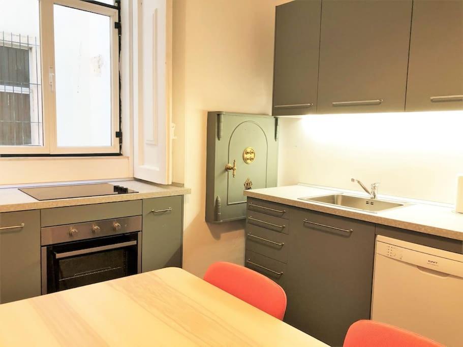 Sj1D Heart Of Baixa With New A/C * Stylish Apartment Lisboa Ngoại thất bức ảnh